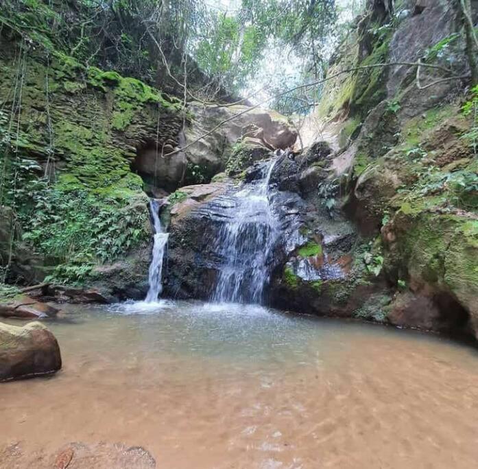 Chale Aconchegante Em Estancia Climatica Santo Antonio do Leite Bagian luar foto